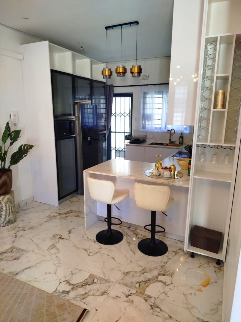Living Area Detail